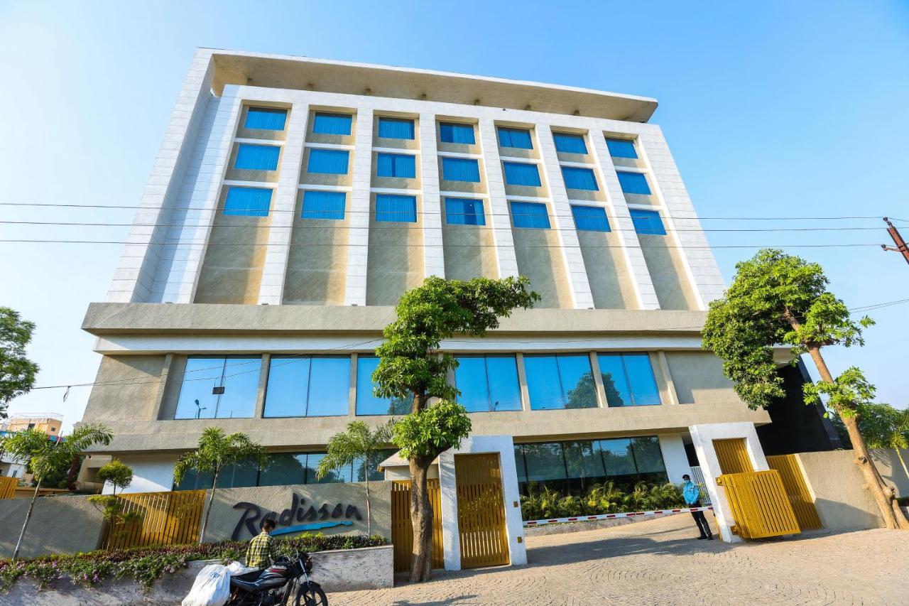 Hotel Radisson Bhopal Esterno foto